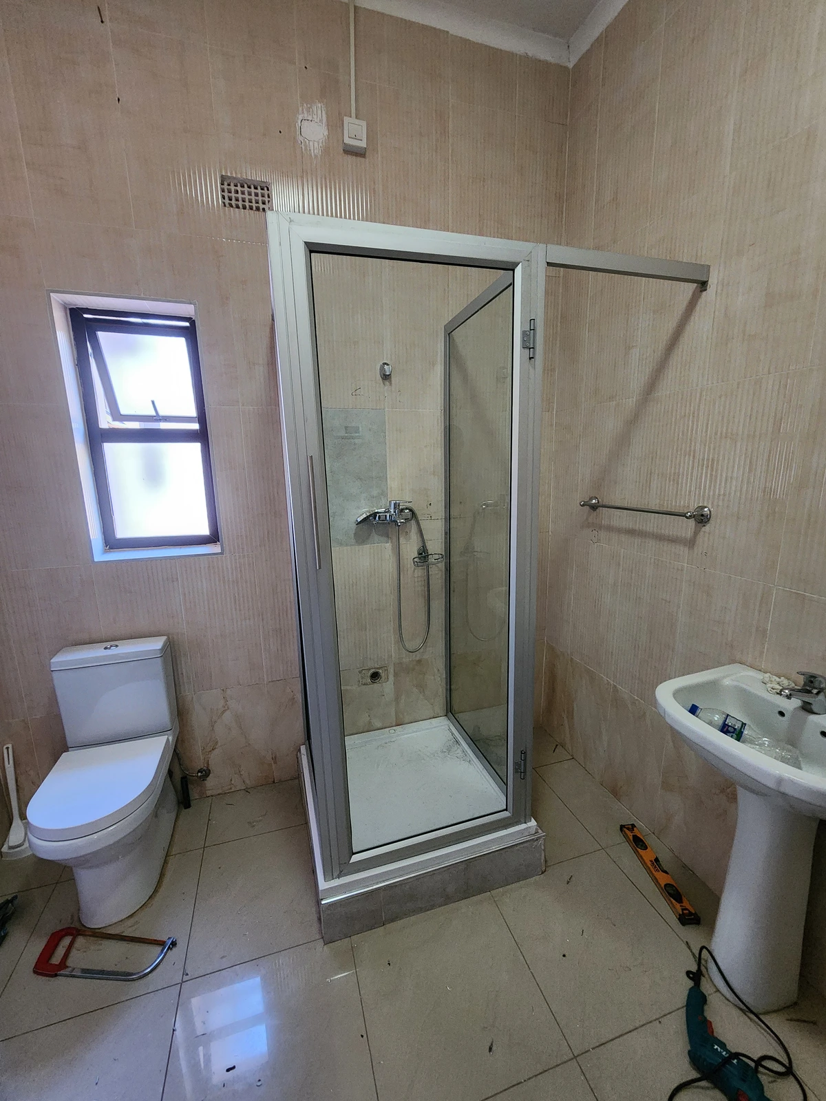 3 sided shower glass cubicle