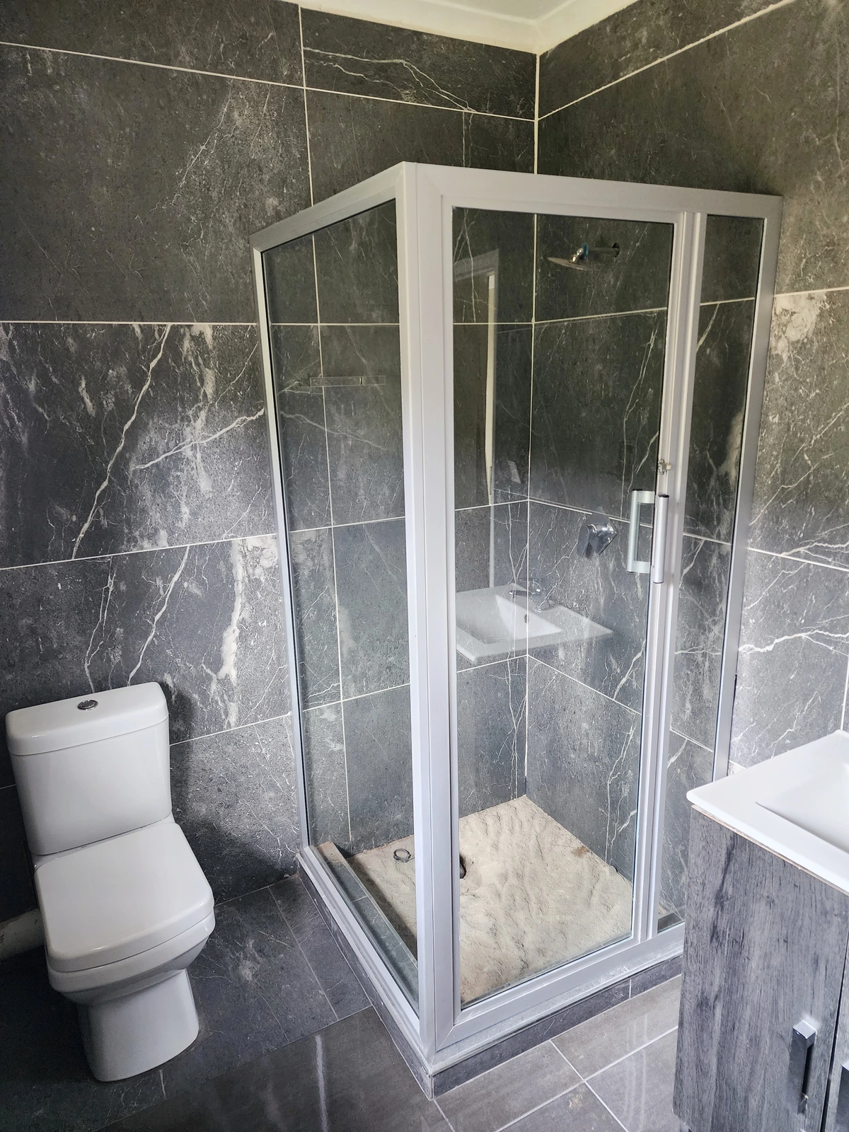 90 x 90 shower cubicle