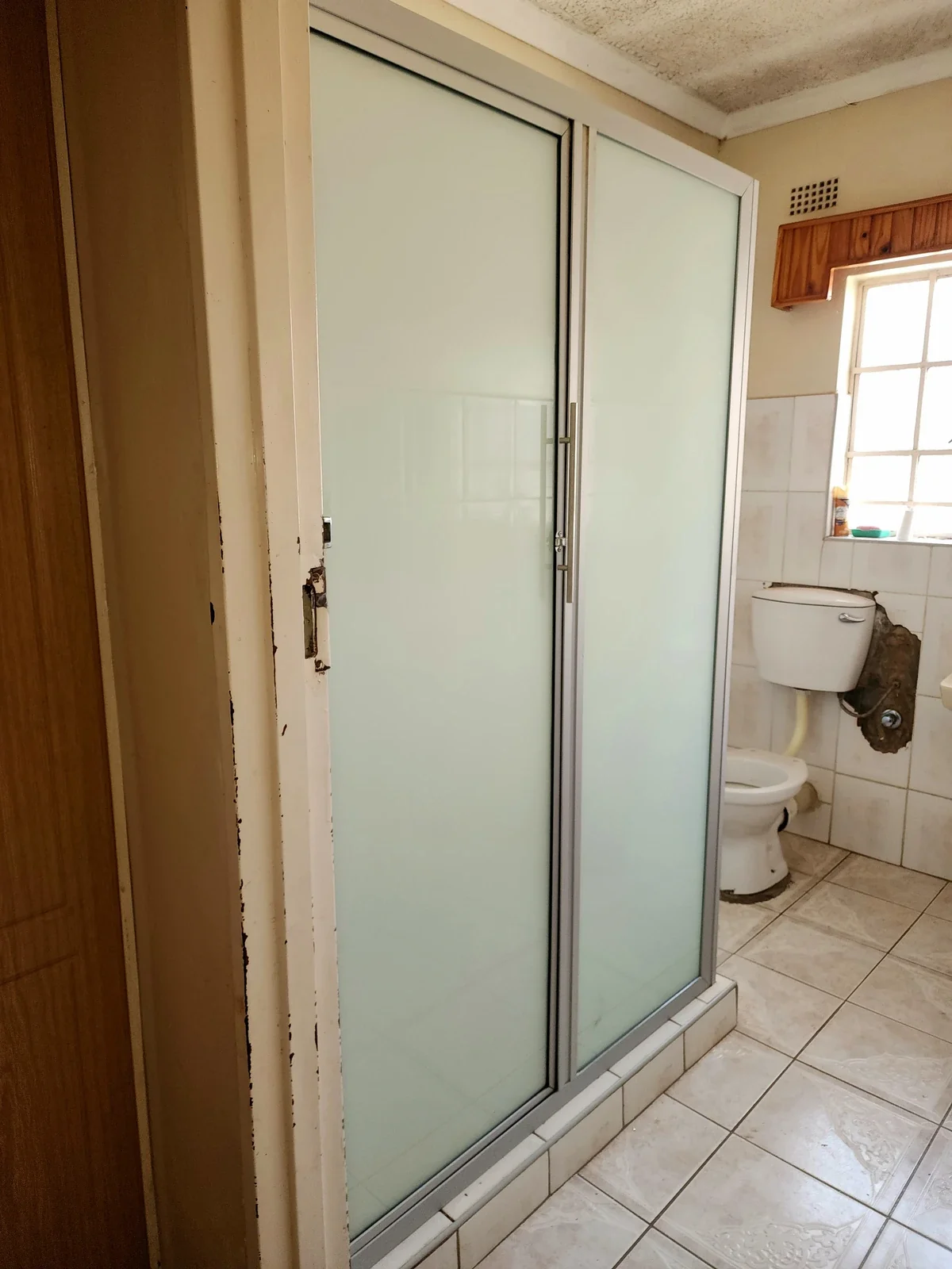 shower cubicle with swing door damofalls harare