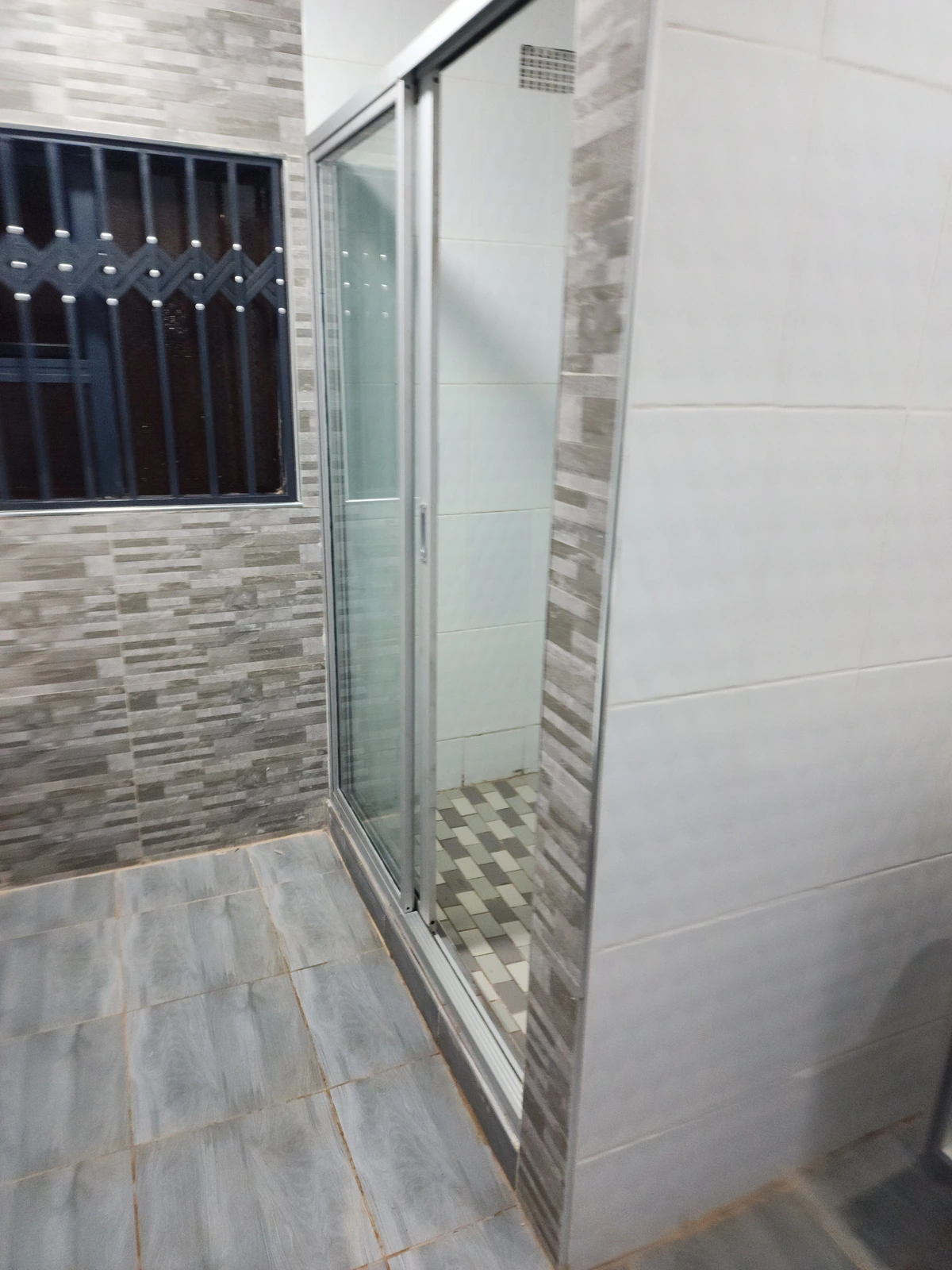 shower door glasses